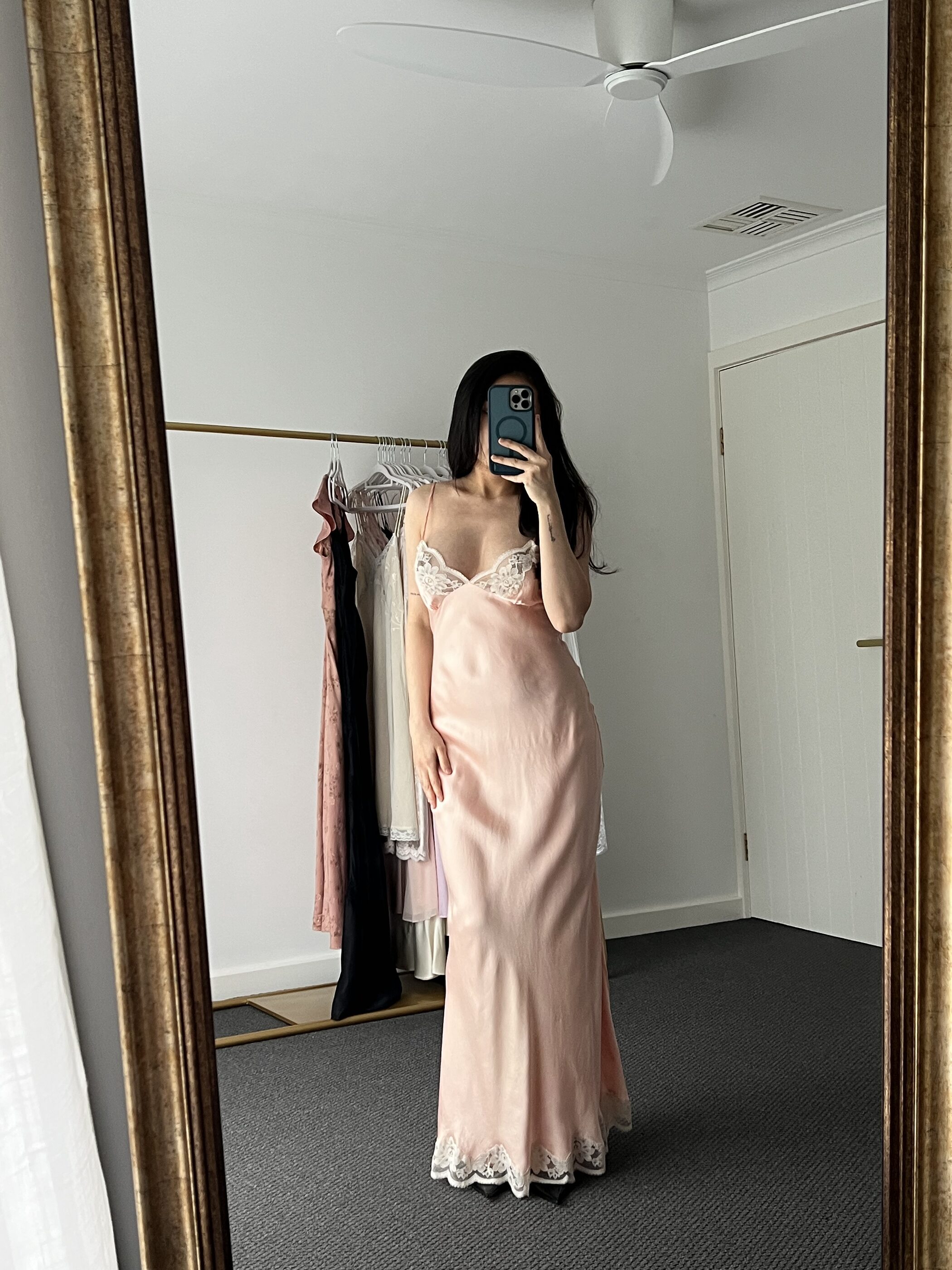 The gown worn, closer, with ivory lace at the bust